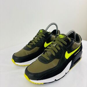 Nike Air Max 90 Rough Green Volt Black Boys Sneakers DC9388-300 Size 7Y‎